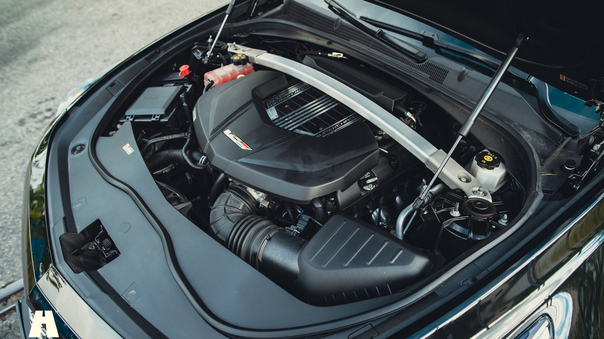 Image of 2018 Cadillac CTS-V Carbon Package mechanics