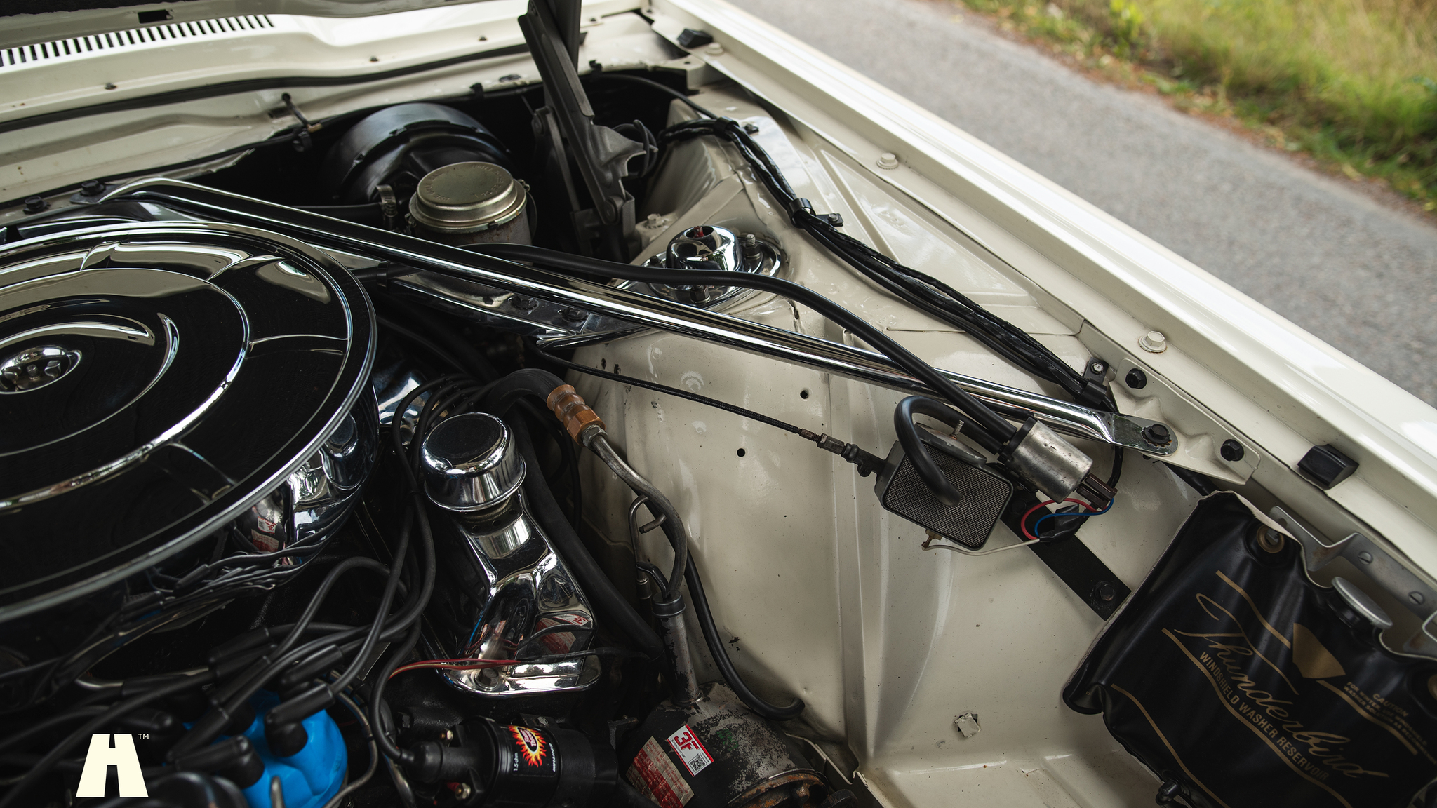 Image of 1965 Ford Thunderbird (7) mechanics