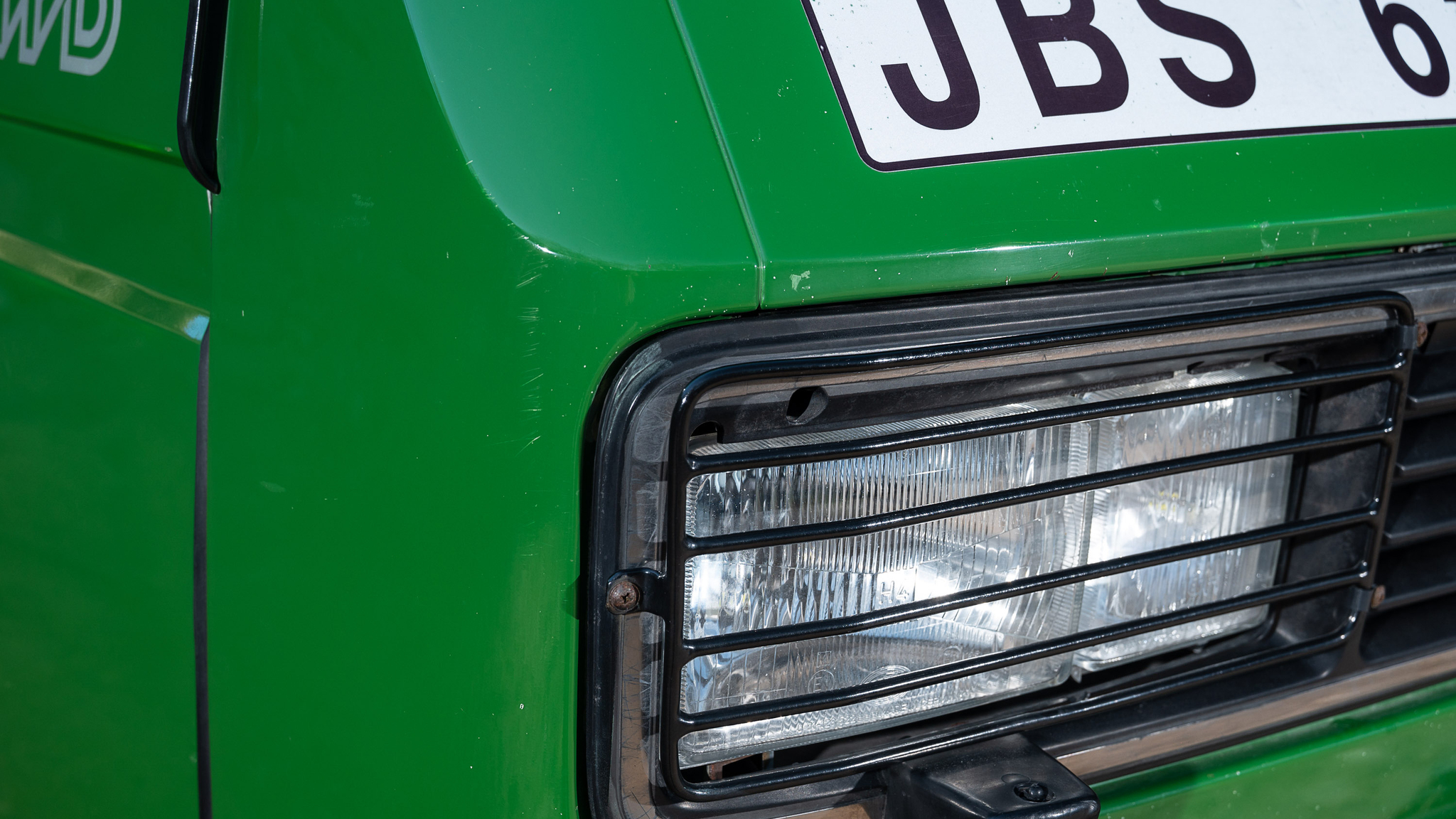 Exterior image of 1992 Volkswagen T3 Kombi Syncro 16" Westfalia