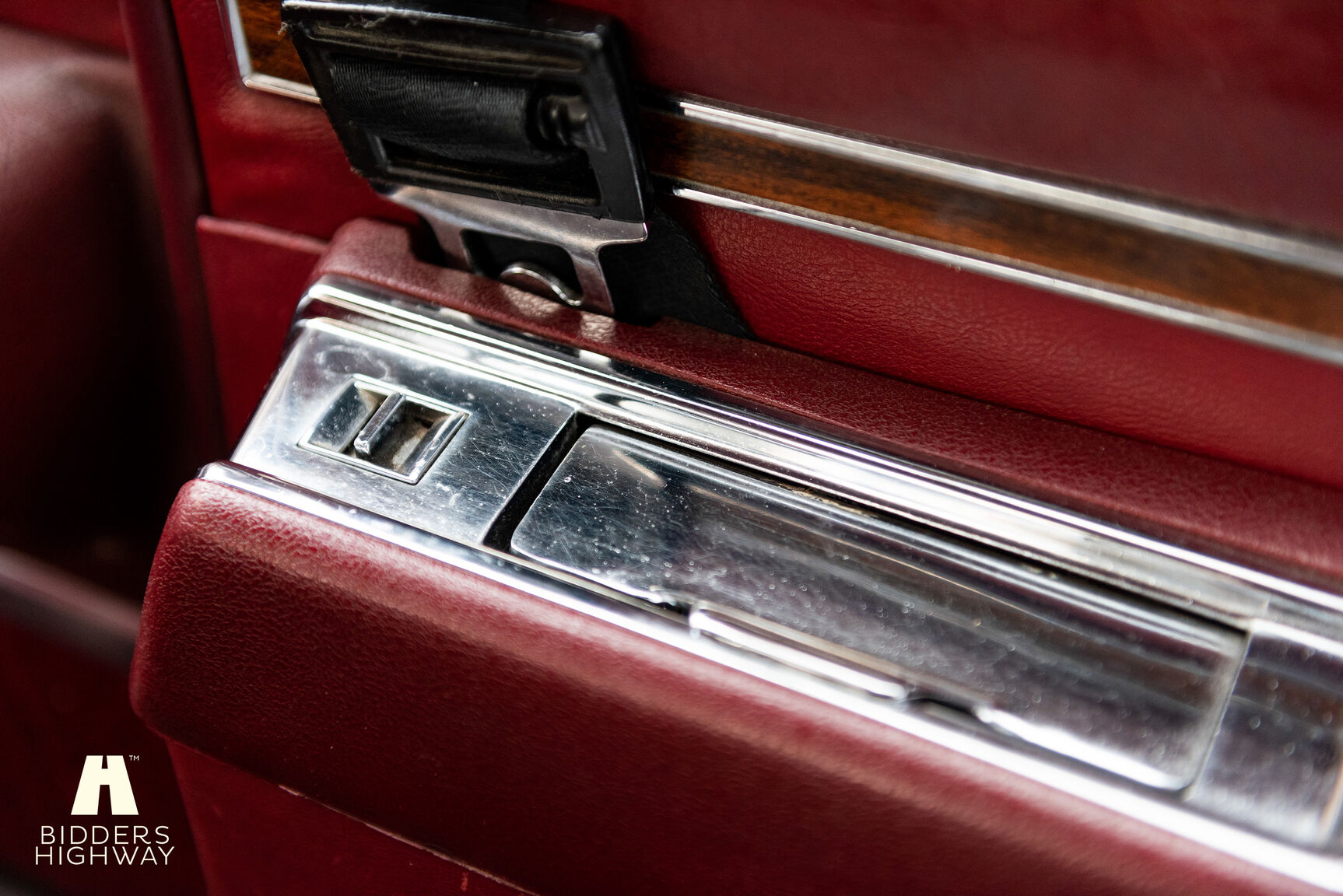 Interiörbild 1973 Buick Electra Custom 2D HT Coupe