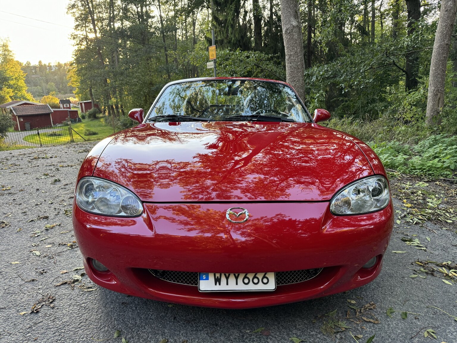 Exterior image of 2004 Mazda MX-5