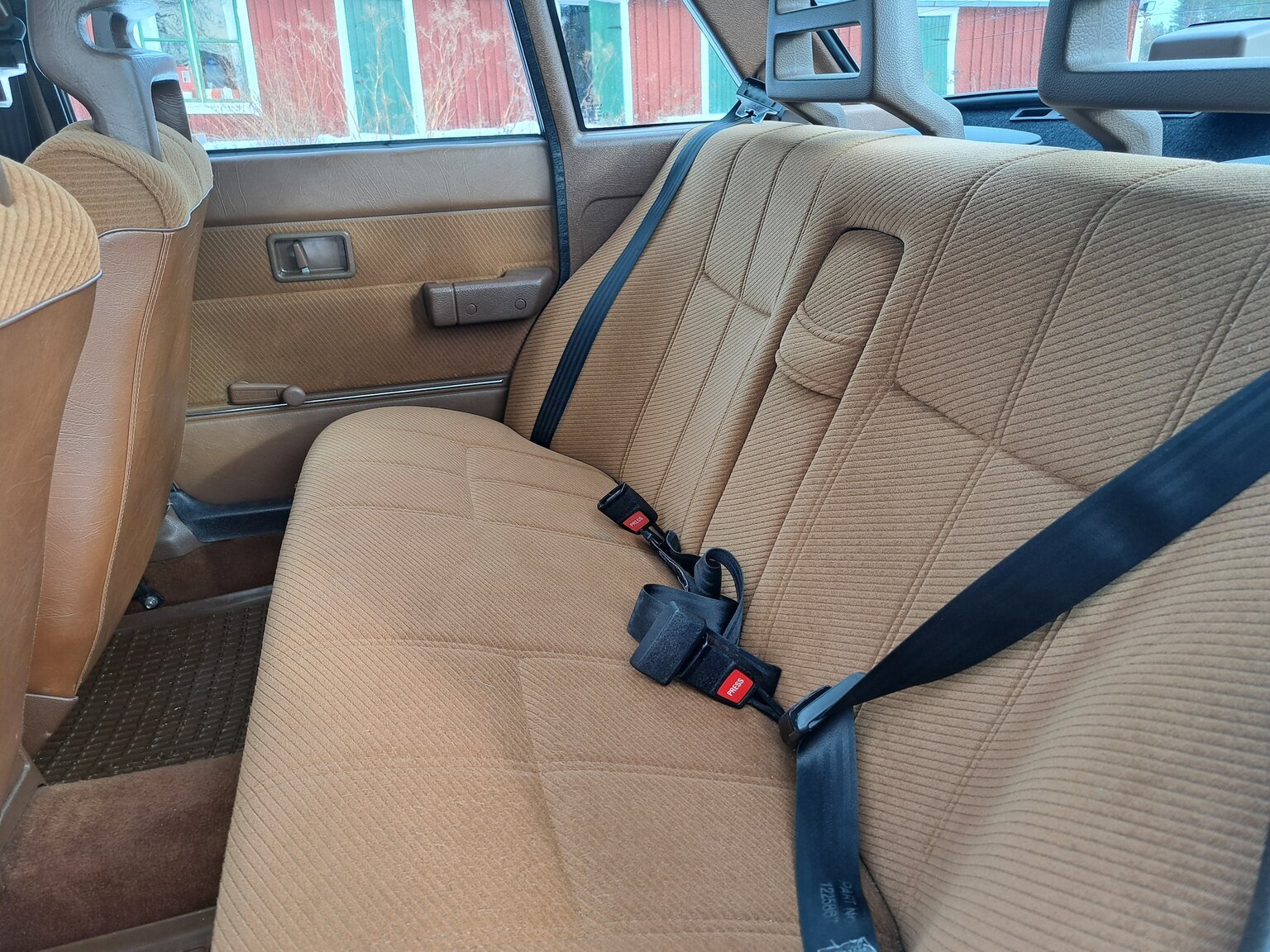 Interiörbild 1988 Volvo 240 GL