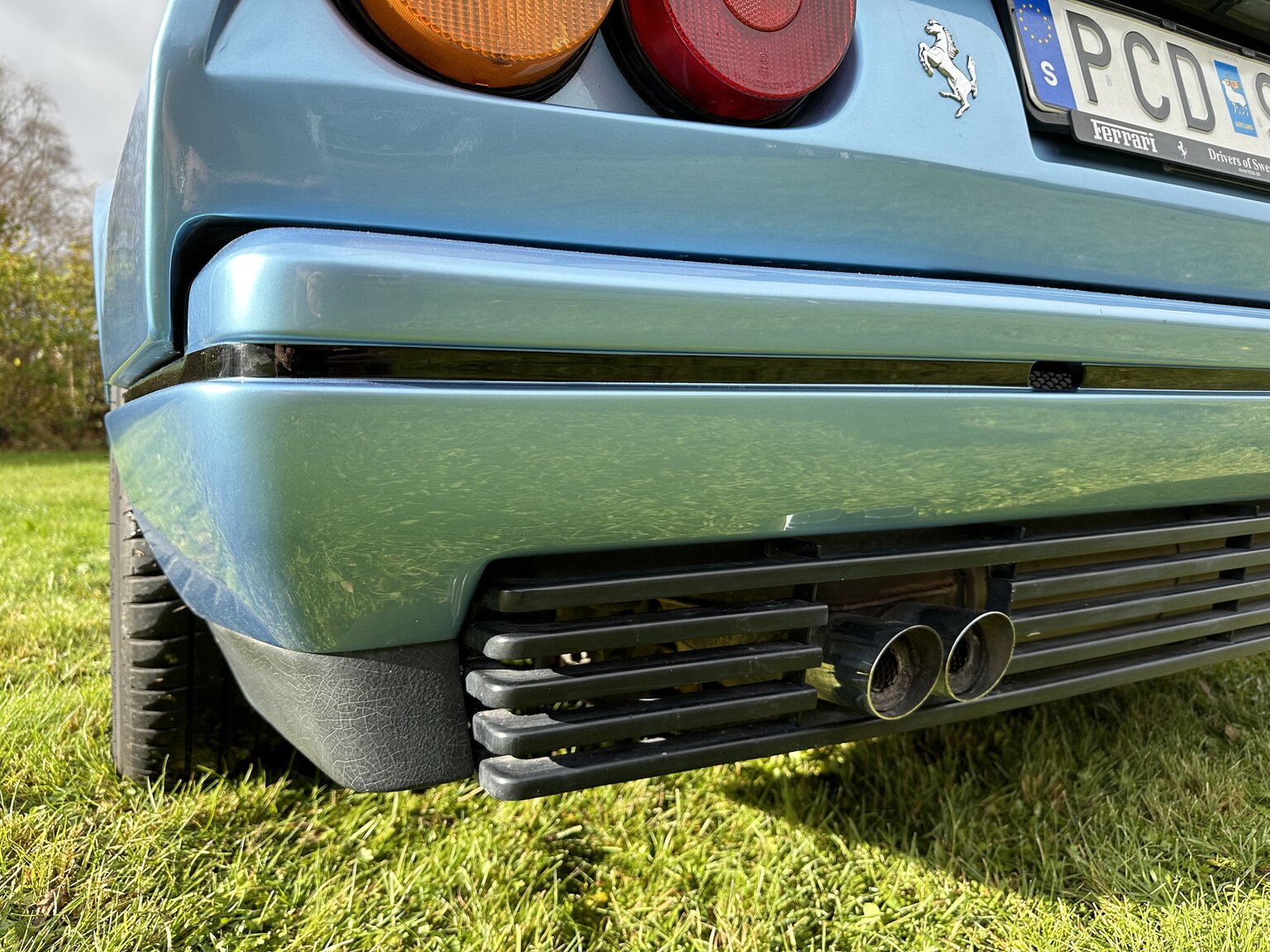 Aussenfoto 1986 Ferrari 328 GTS
