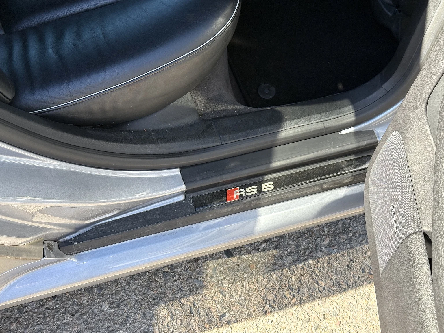 Interiörbild 2002 Audi RS 6 Avant (75)