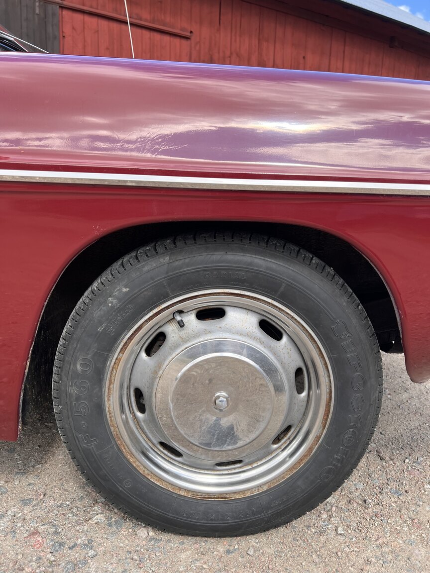 Exterior image of 1967 Renault Caravelle Coupé