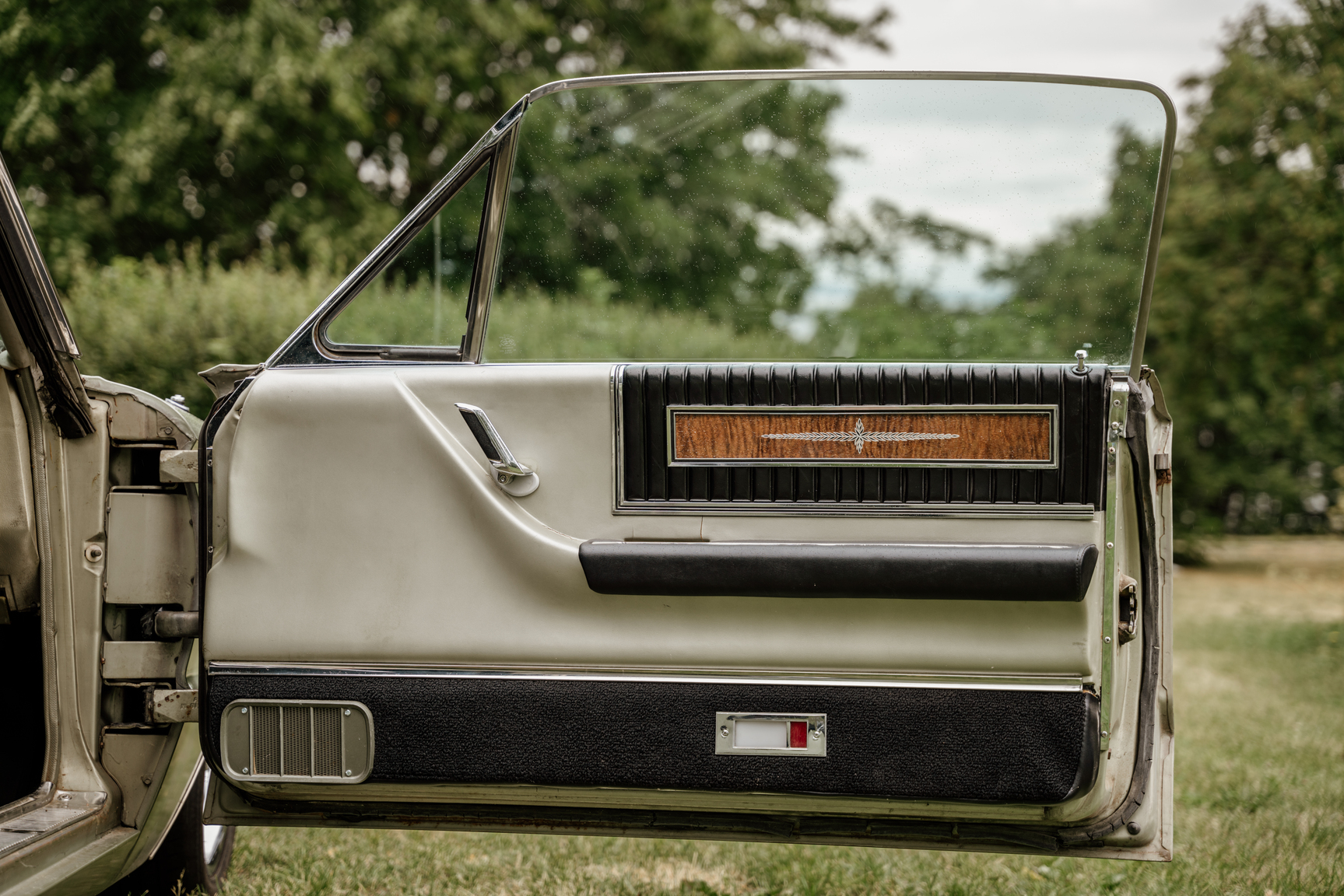 Interiörbild 1966 Ford Thunderbird 6.4 Landou Limited Edition