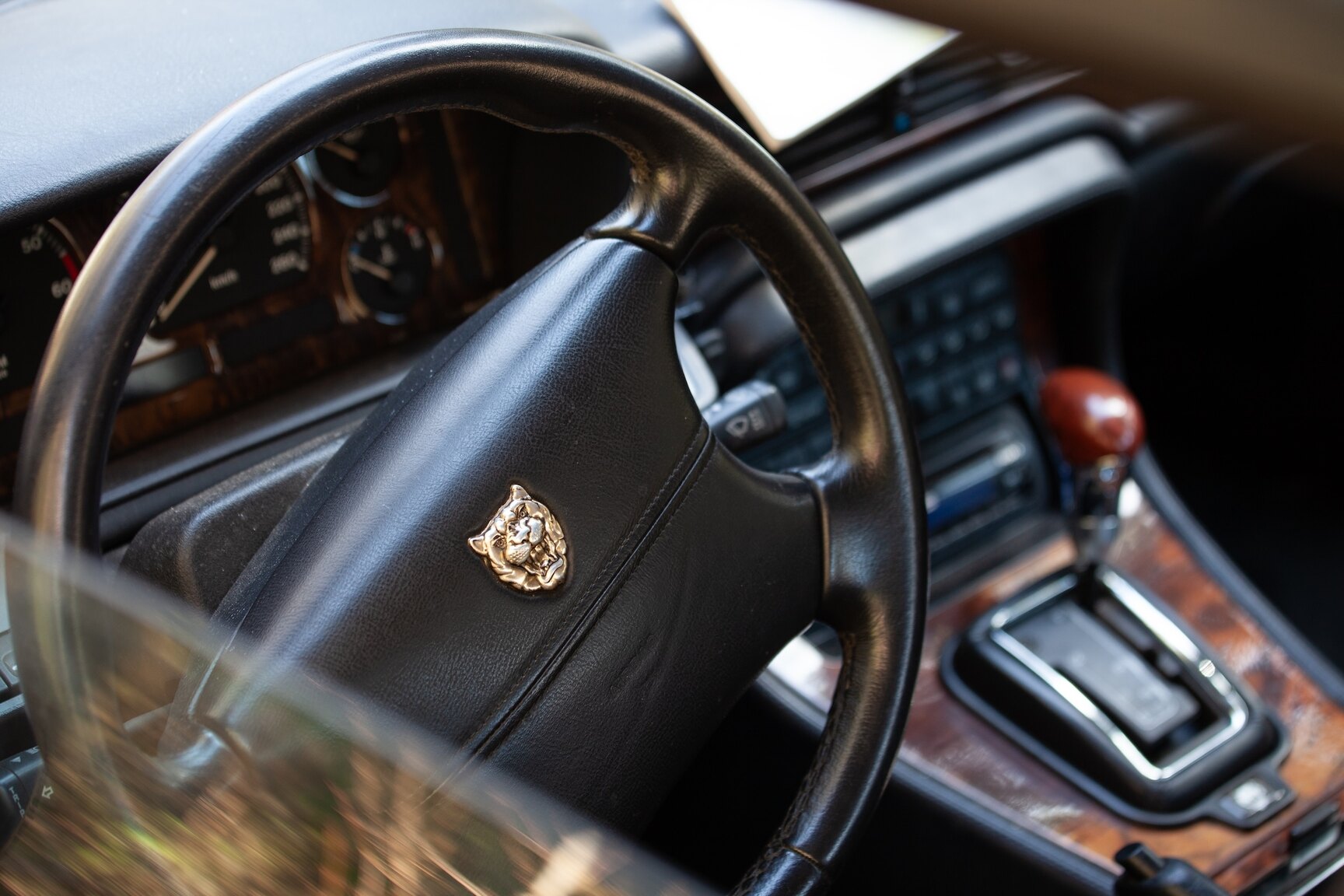Interior image of 1997 Jaguar XJ6 3.2