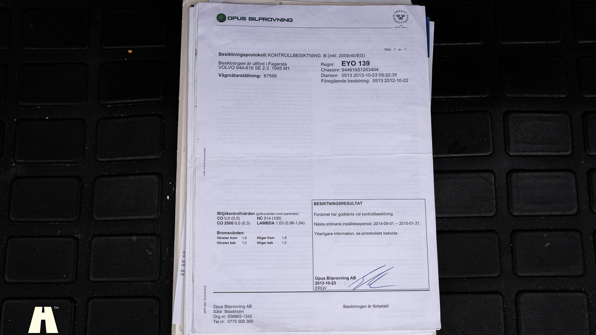 Documentation for 1995 Volvo 940 SE