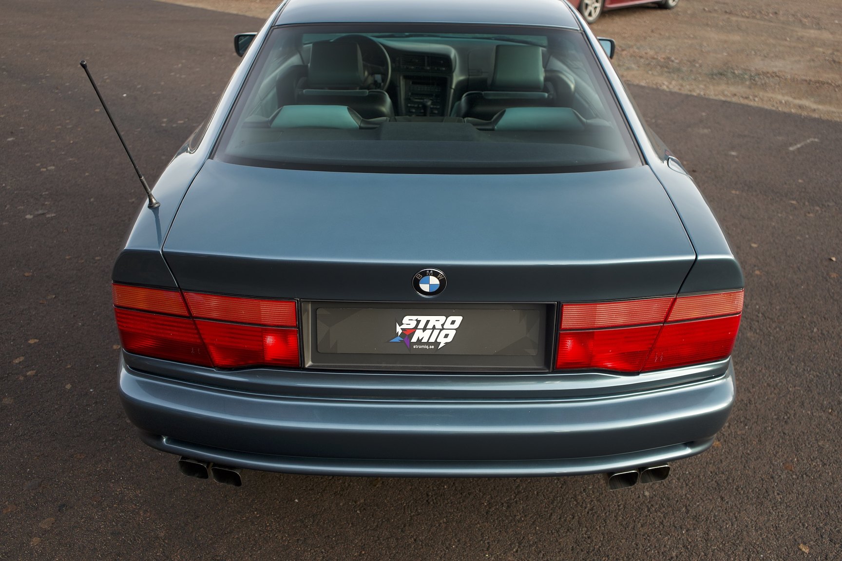 Exteriörbild på 1992 BMW 850i 6-speed manual - NO RESERVE