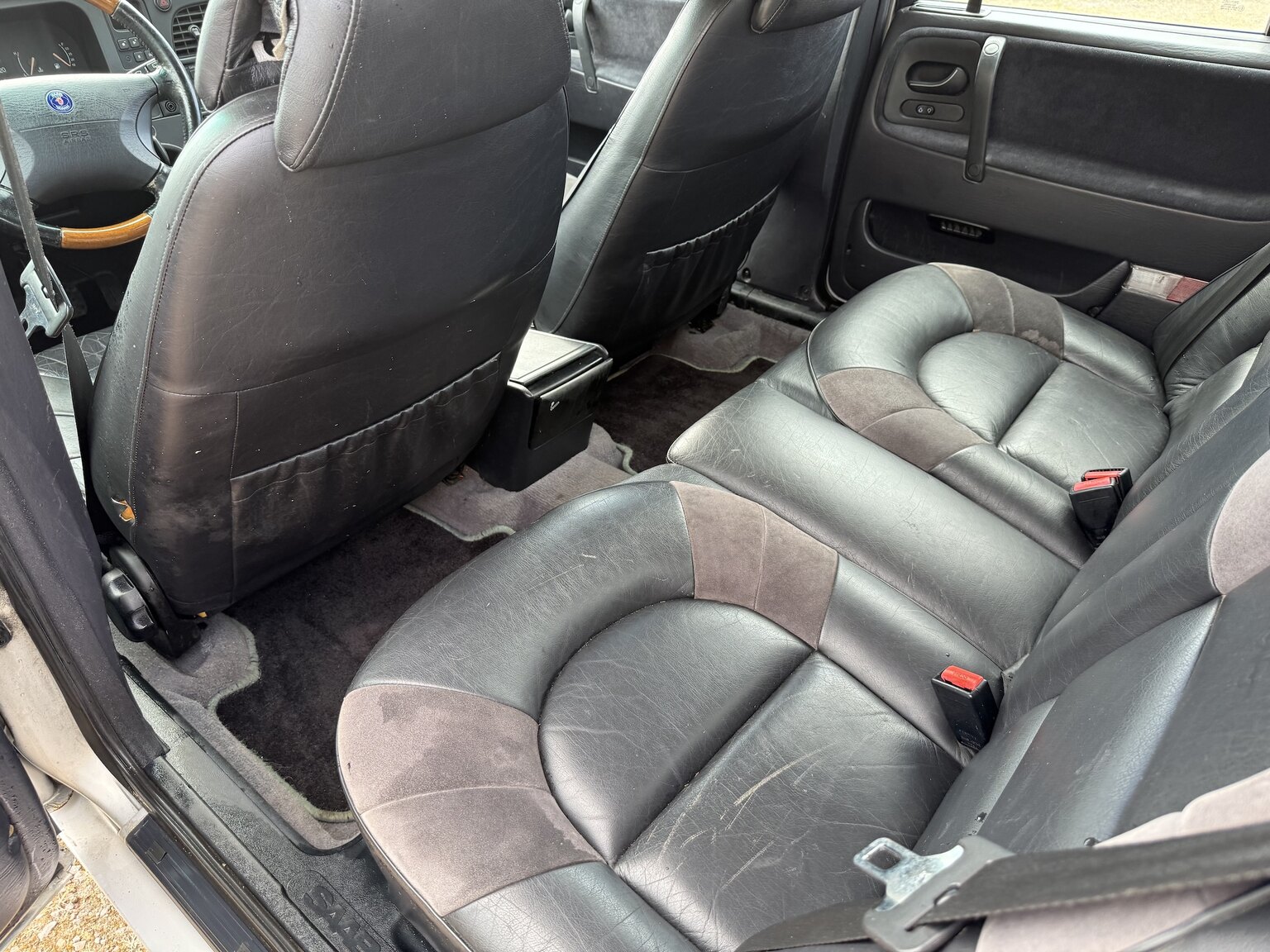 Interior image of 1997 Saab 9000 2.3 CS Turbo A50
