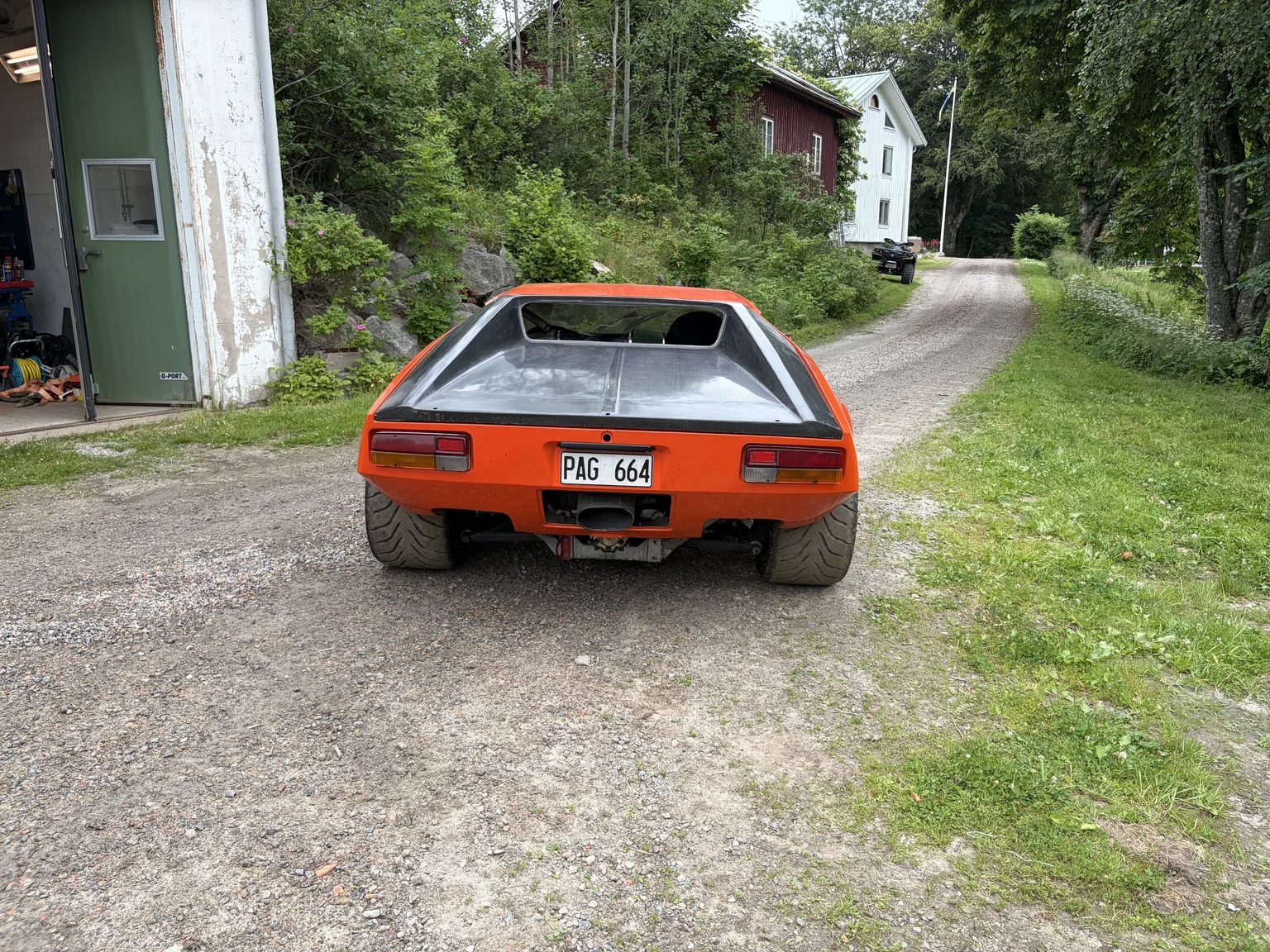 Aussenfoto 1972 De Tomaso Pantera LS Restomod (41)