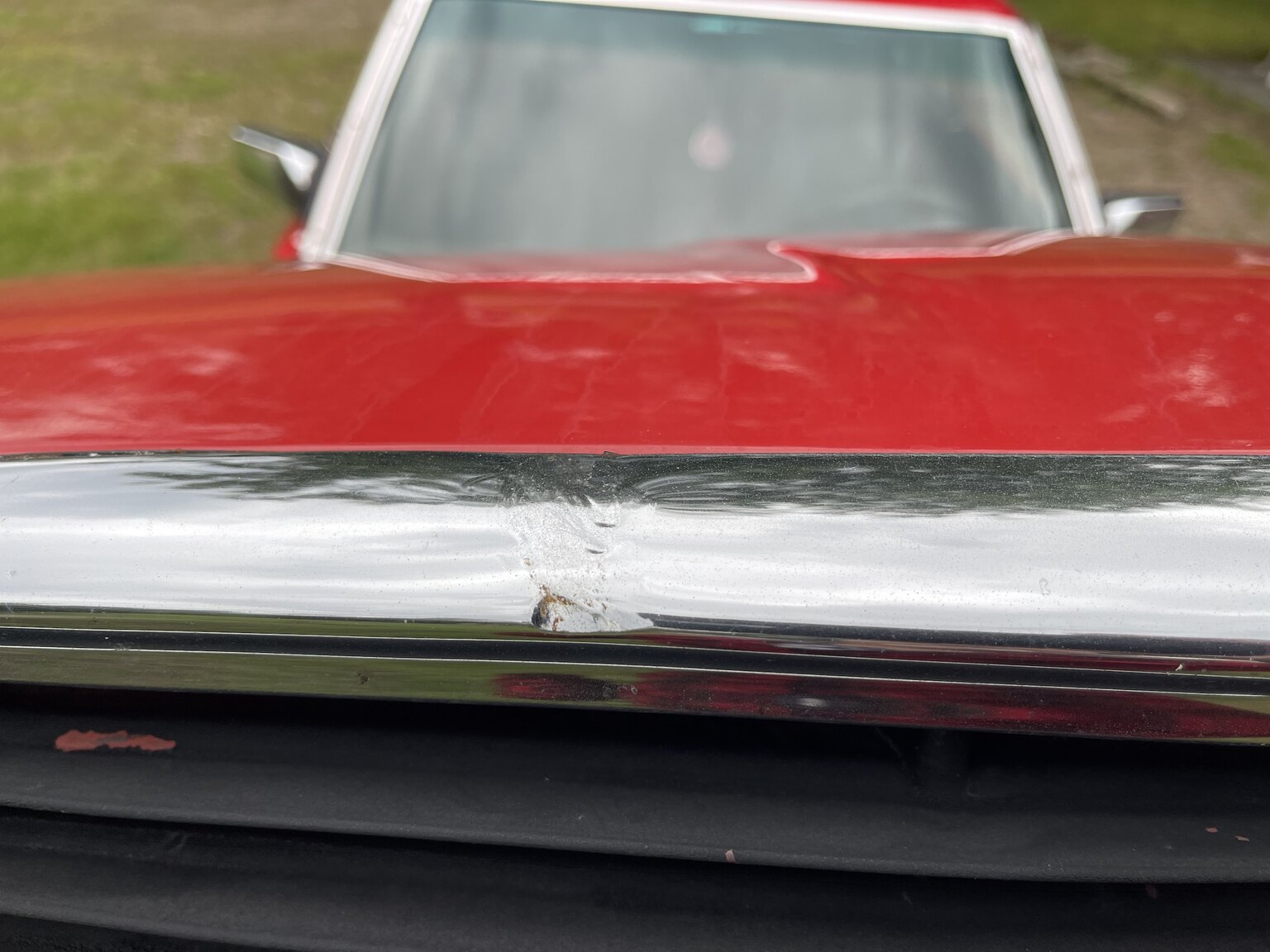 Exteriörbild på 1973 Mercedes 350 SLC