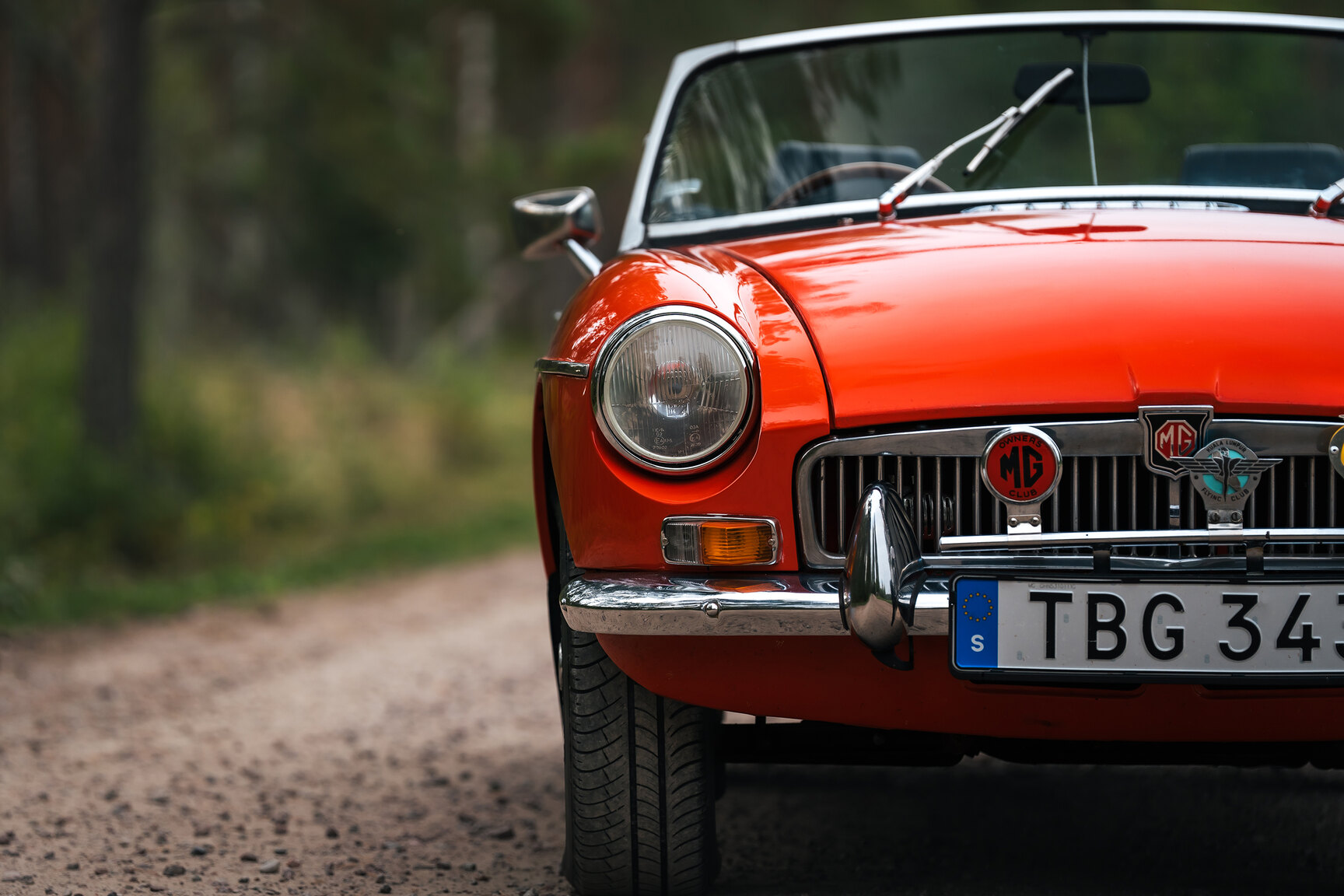 Exterior image of 1973 MG MGB Roadster (13)