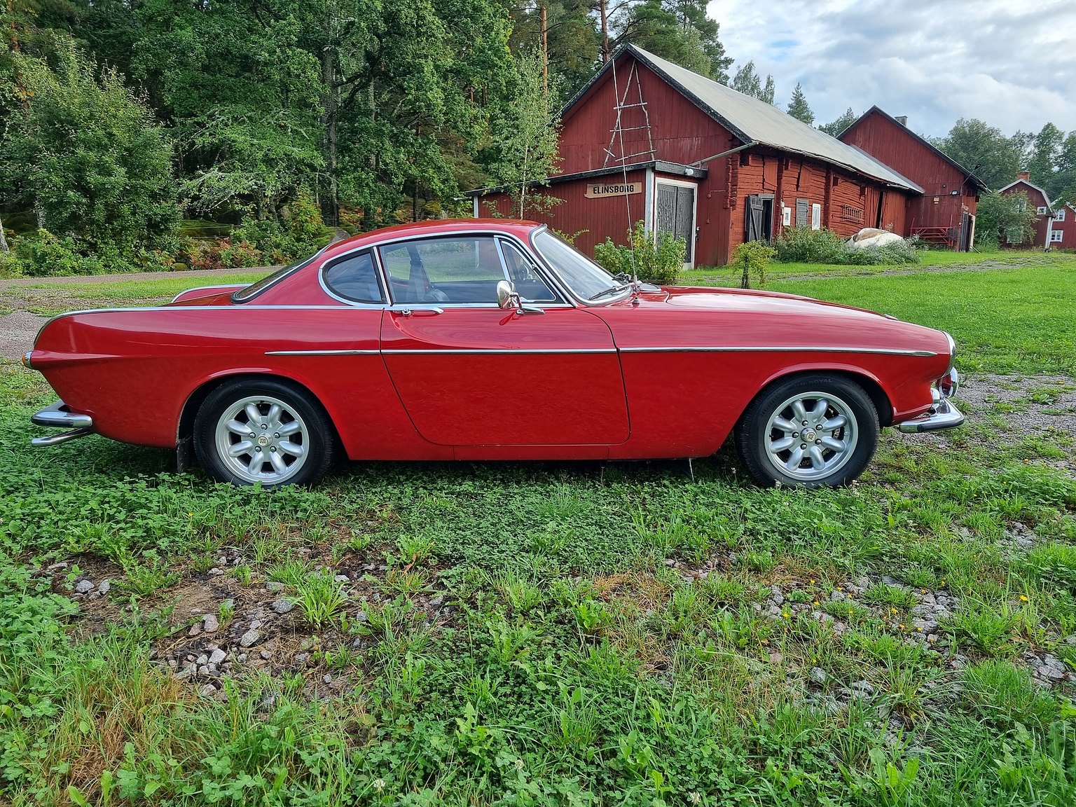 Exteriörbild på 1968 Volvo P1800S