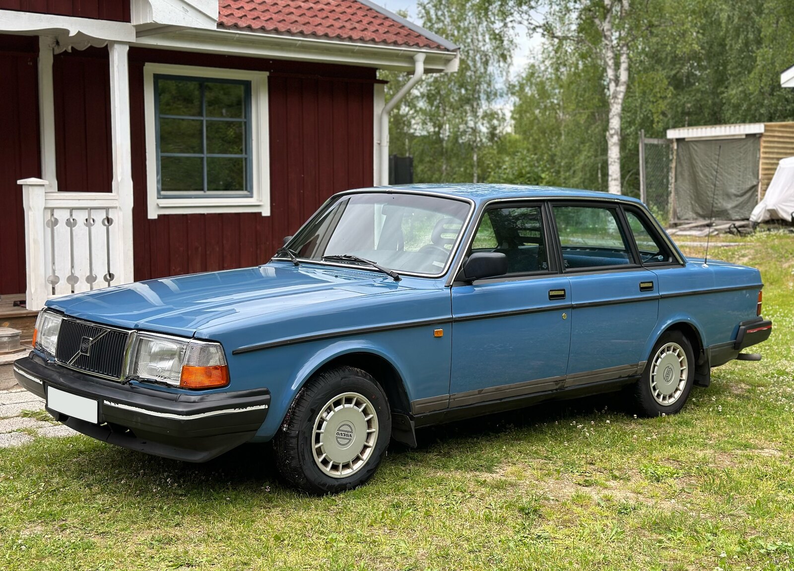 Exteriörbild på 1986 Volvo 244