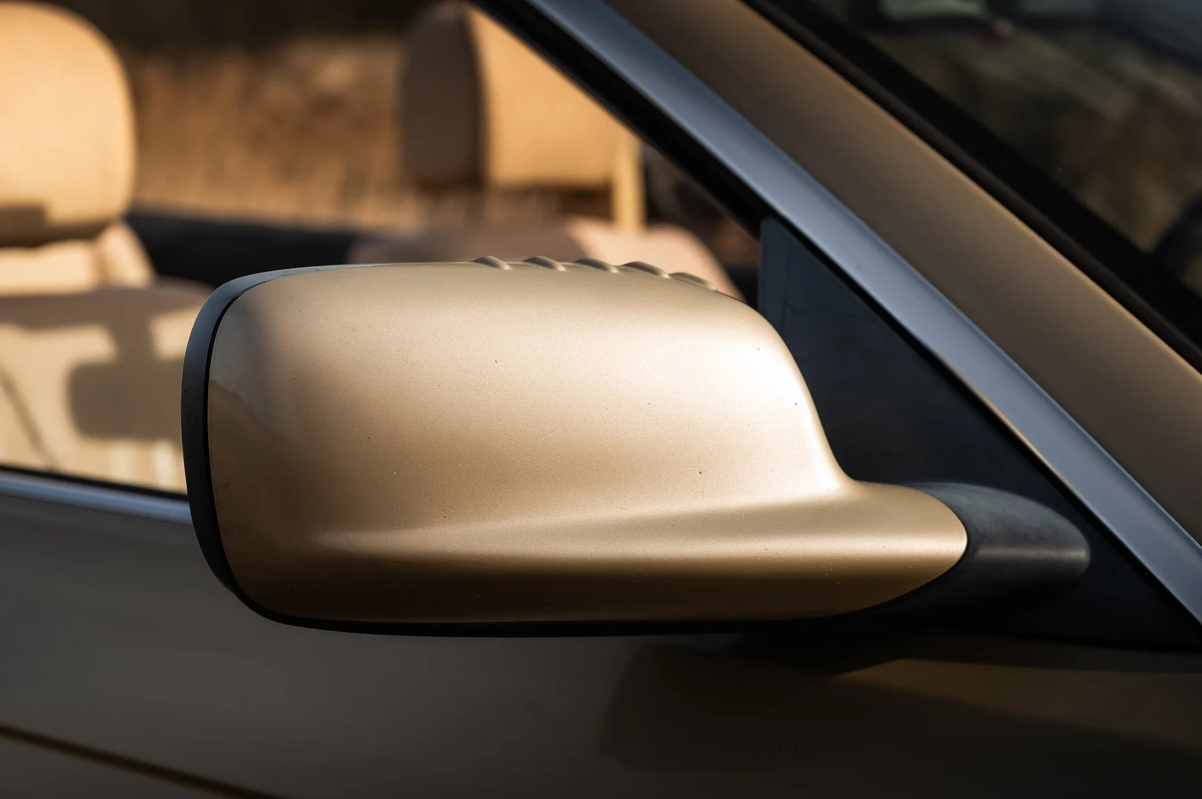 Exterior image of 2001 BMW 330 Ci (70)