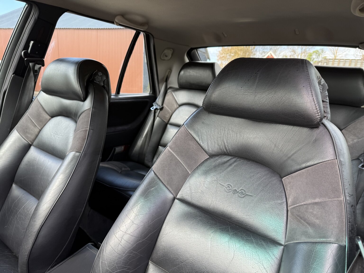 Interior image of 1997 Saab 9000 2.3 CS Turbo A50