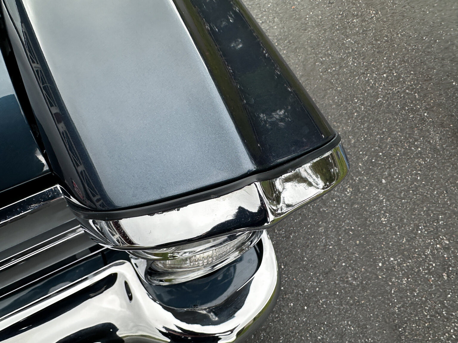 Exterior image of 1965 Pontiac Catalina 421 Tripower-Pack 2+2