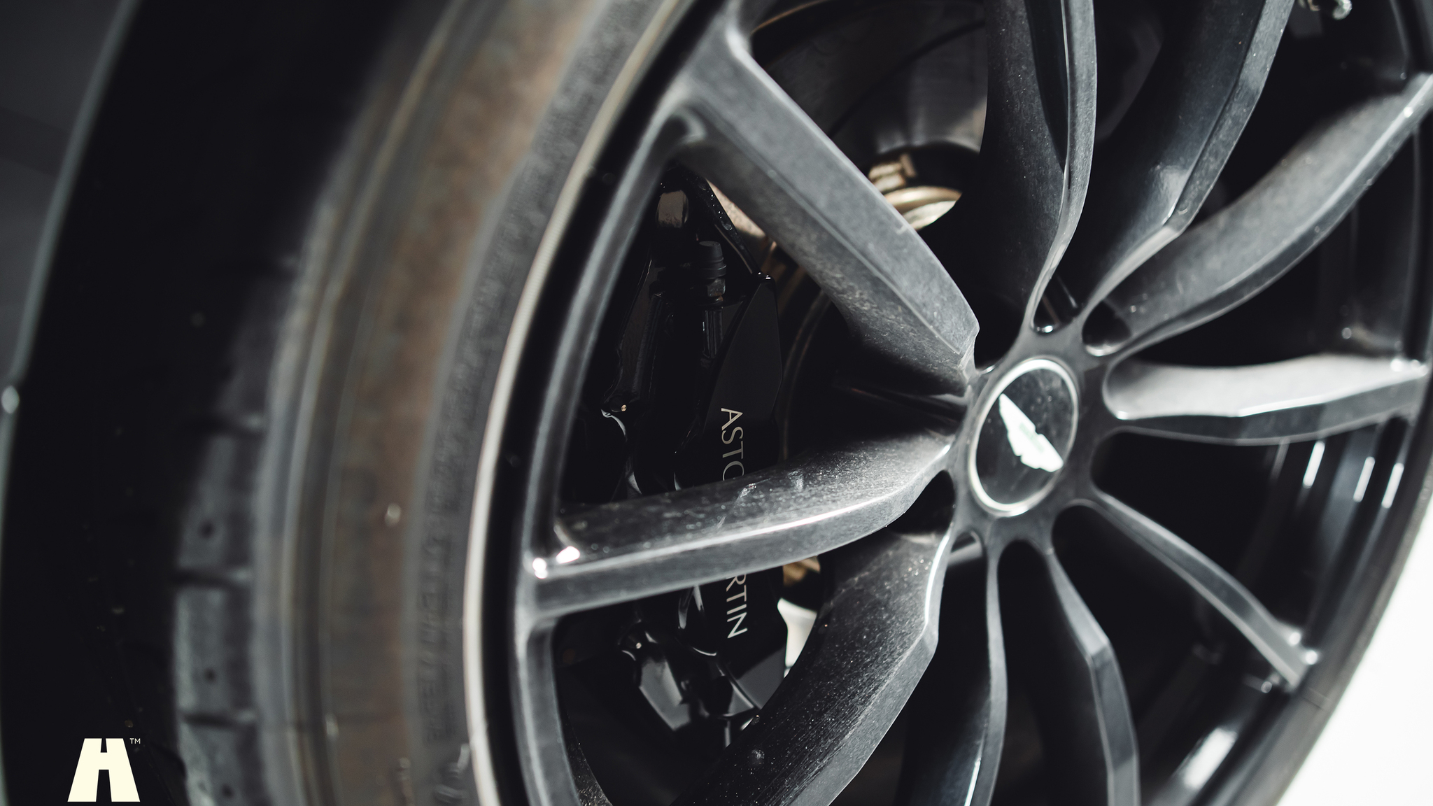 Aussenfoto 2019 Aston Martin DB11 AMR (51)