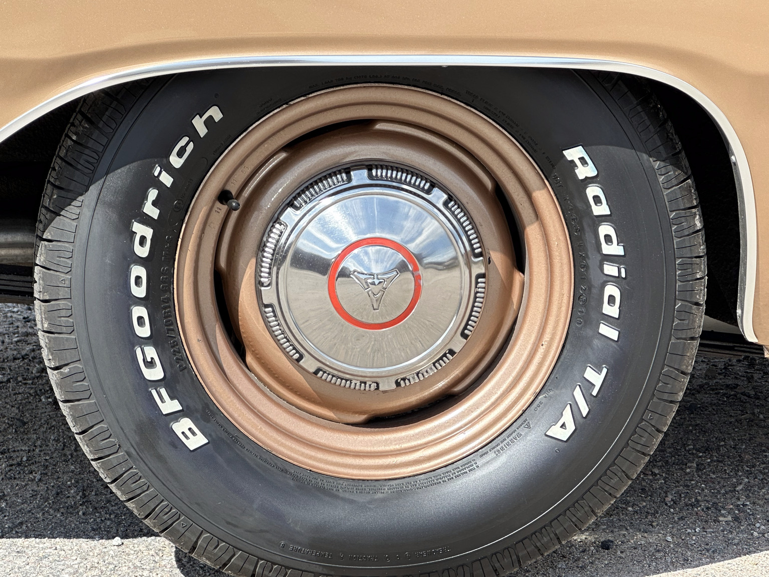 Exterior image of 1969 Dodge Dart Swinger 340 (61)