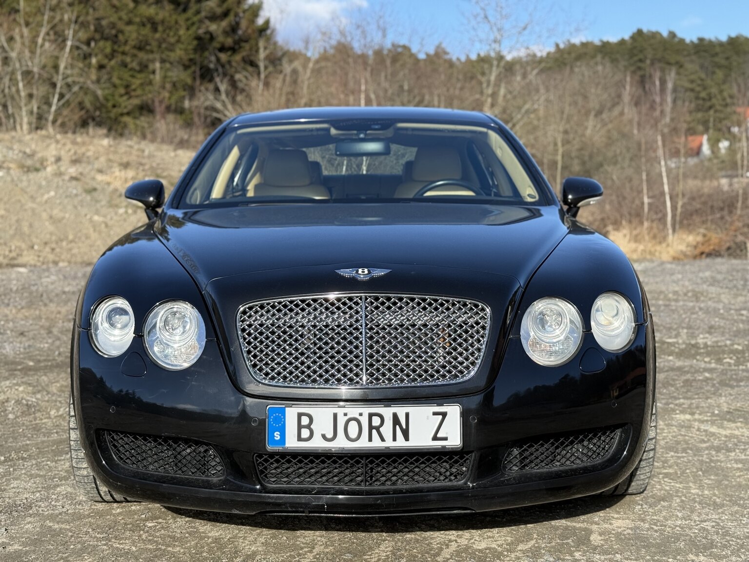 Exteriörbild på 2005 Bentley Flying Spur