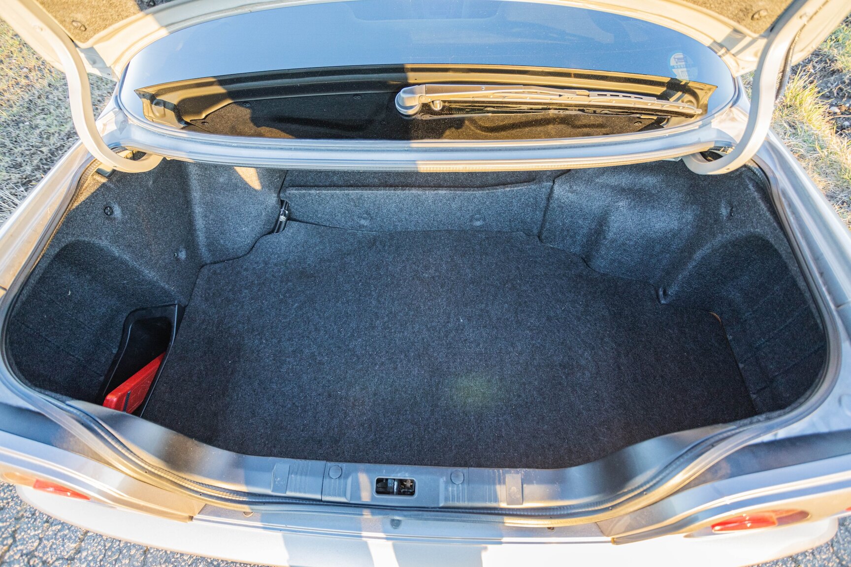 Interior image of 2000 Nissan Skyline R34 GT 2.5
