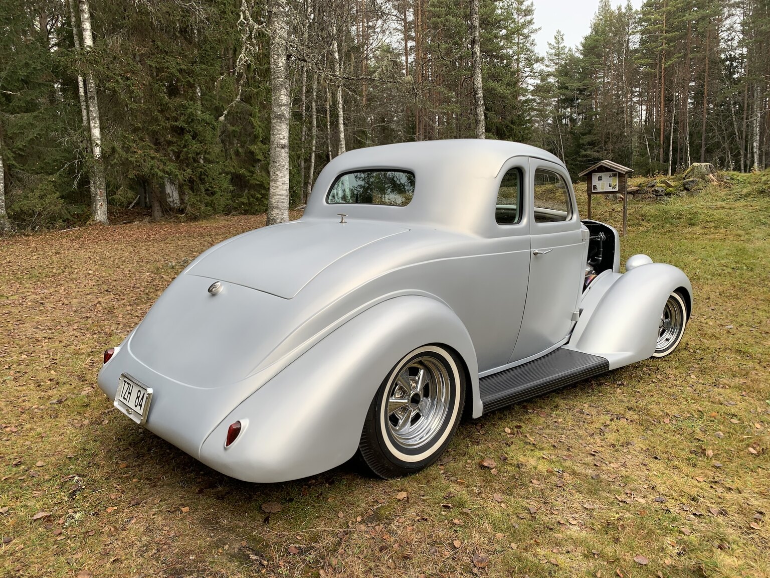 Exteriörbild på 1935 Plymouth Hot Rod