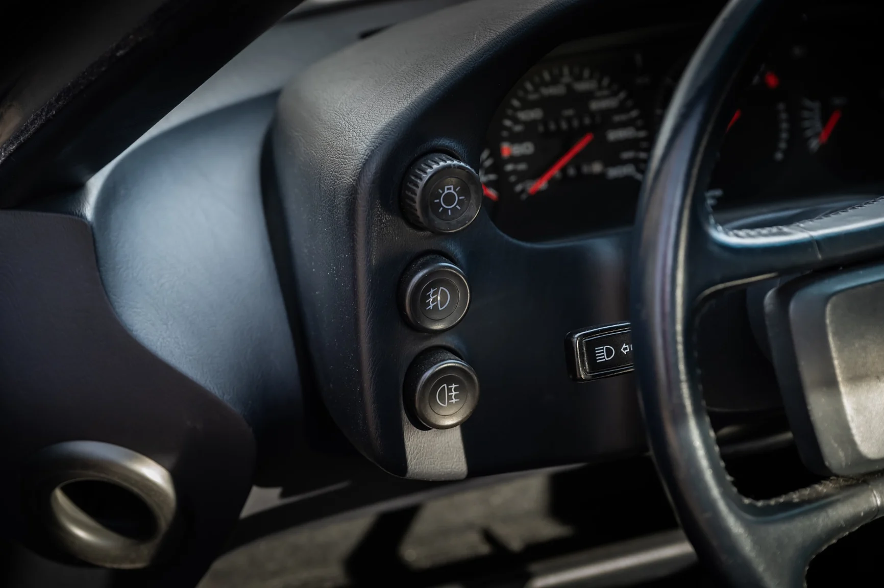 Innenraumfoto von 1988 Porsche 928 S4 (4)