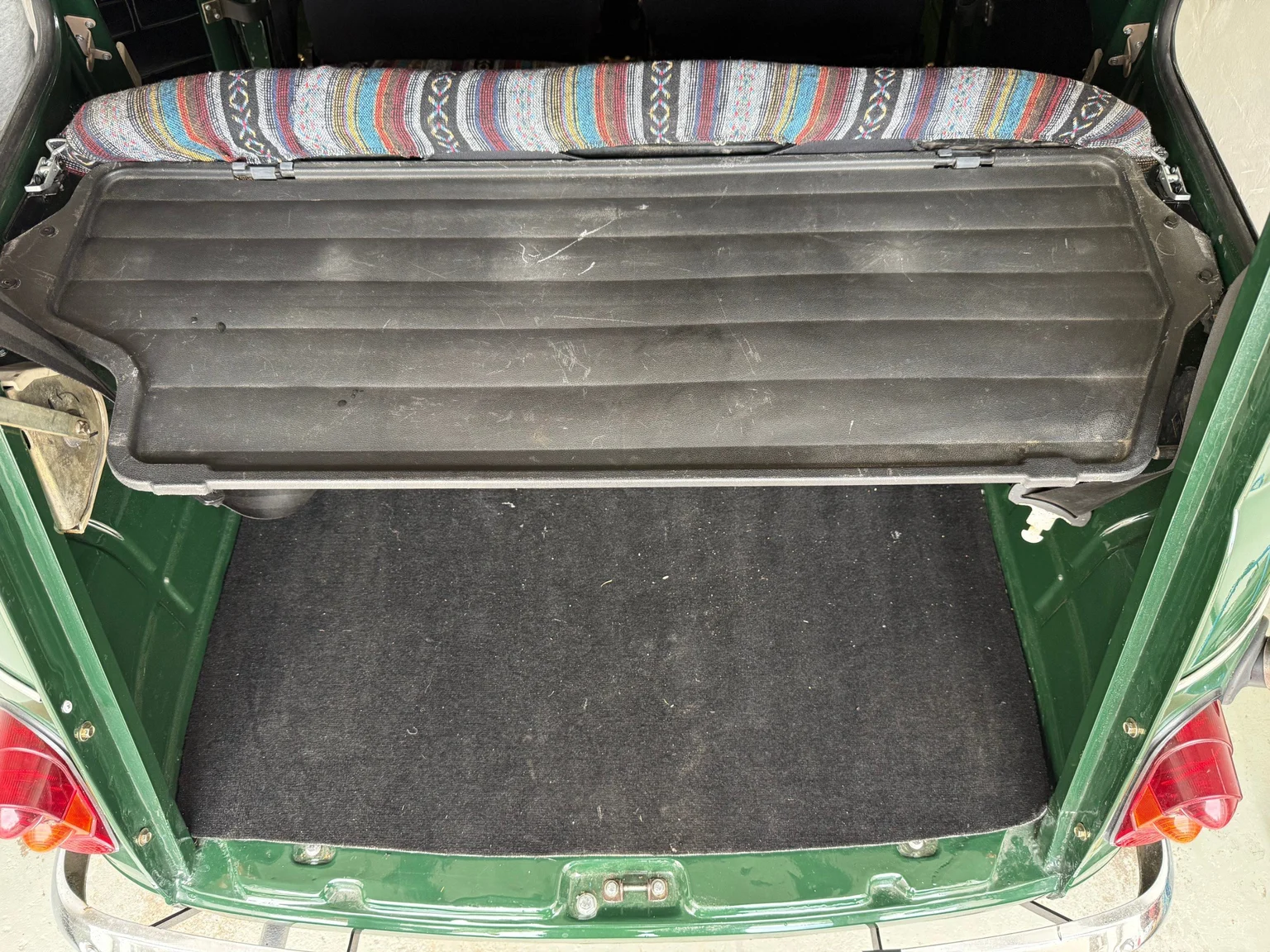 Interior image of 1970 Renault 4 (62)