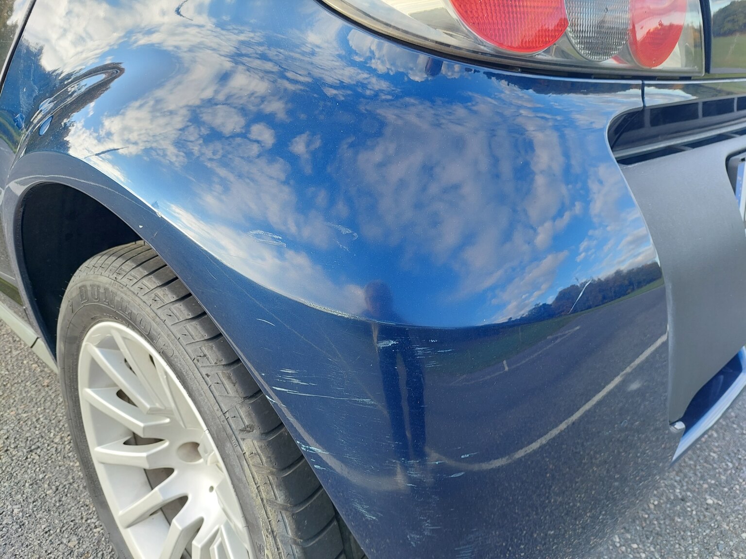 Exteriörbild på 2004 Smart Roadster