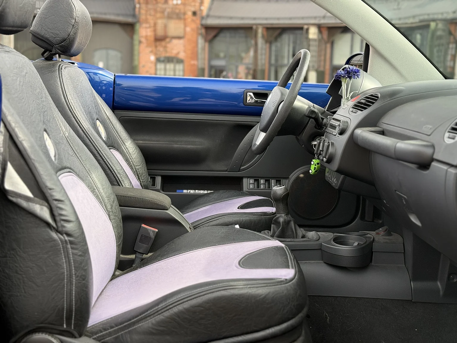 Interiörbild 2007 VW Beetle 1600 Cabriolet  (24)