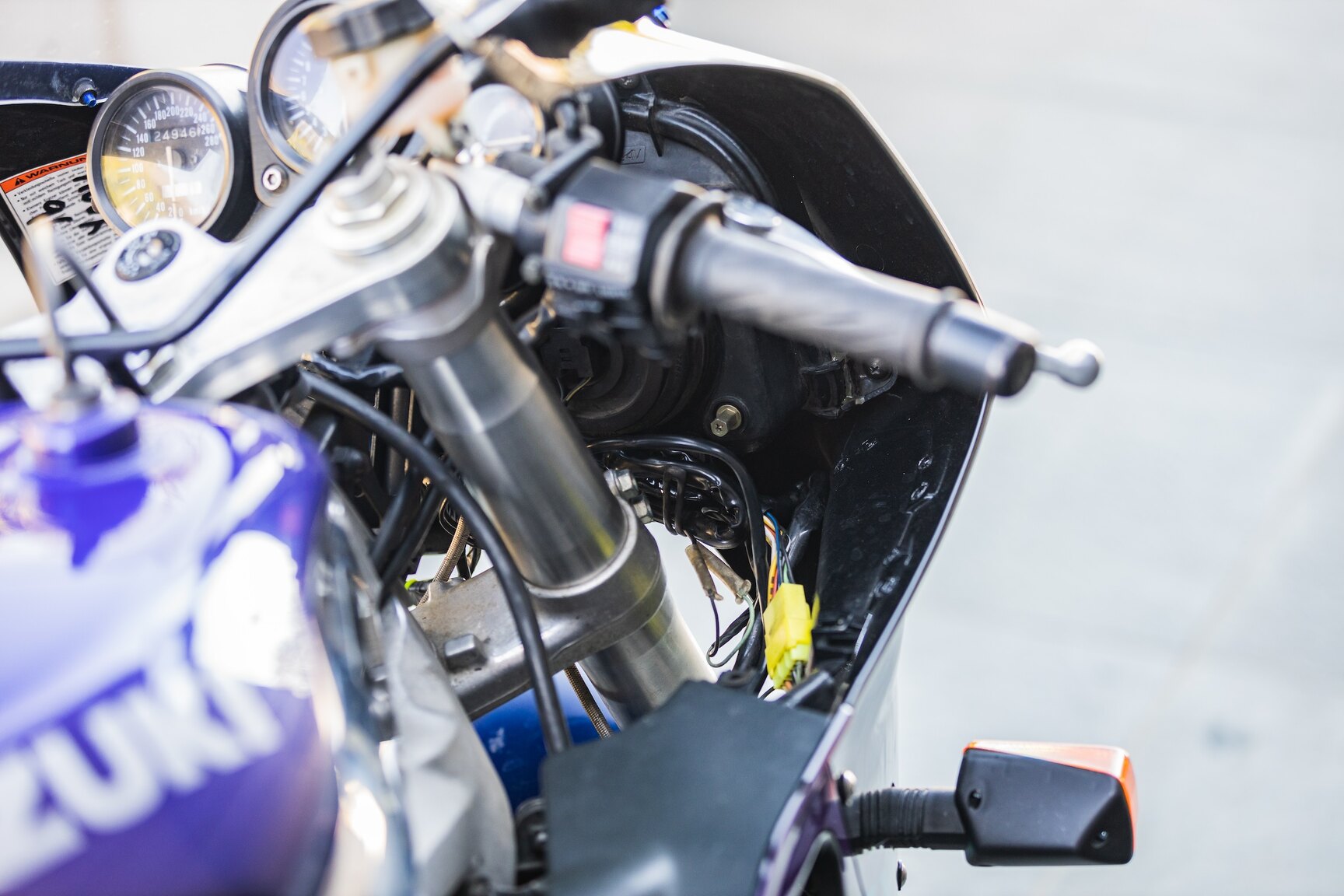 Image of 1994 Suzuki GSX-R750 (8) mechanics