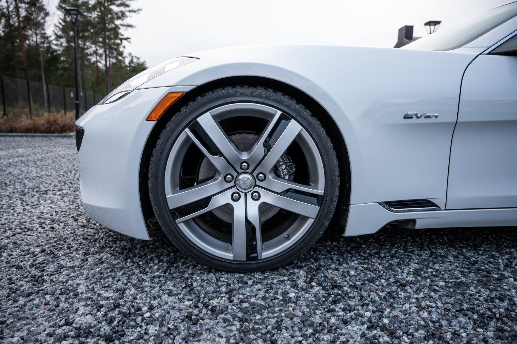Exteriörbild på 2012 Fisker Karma ES