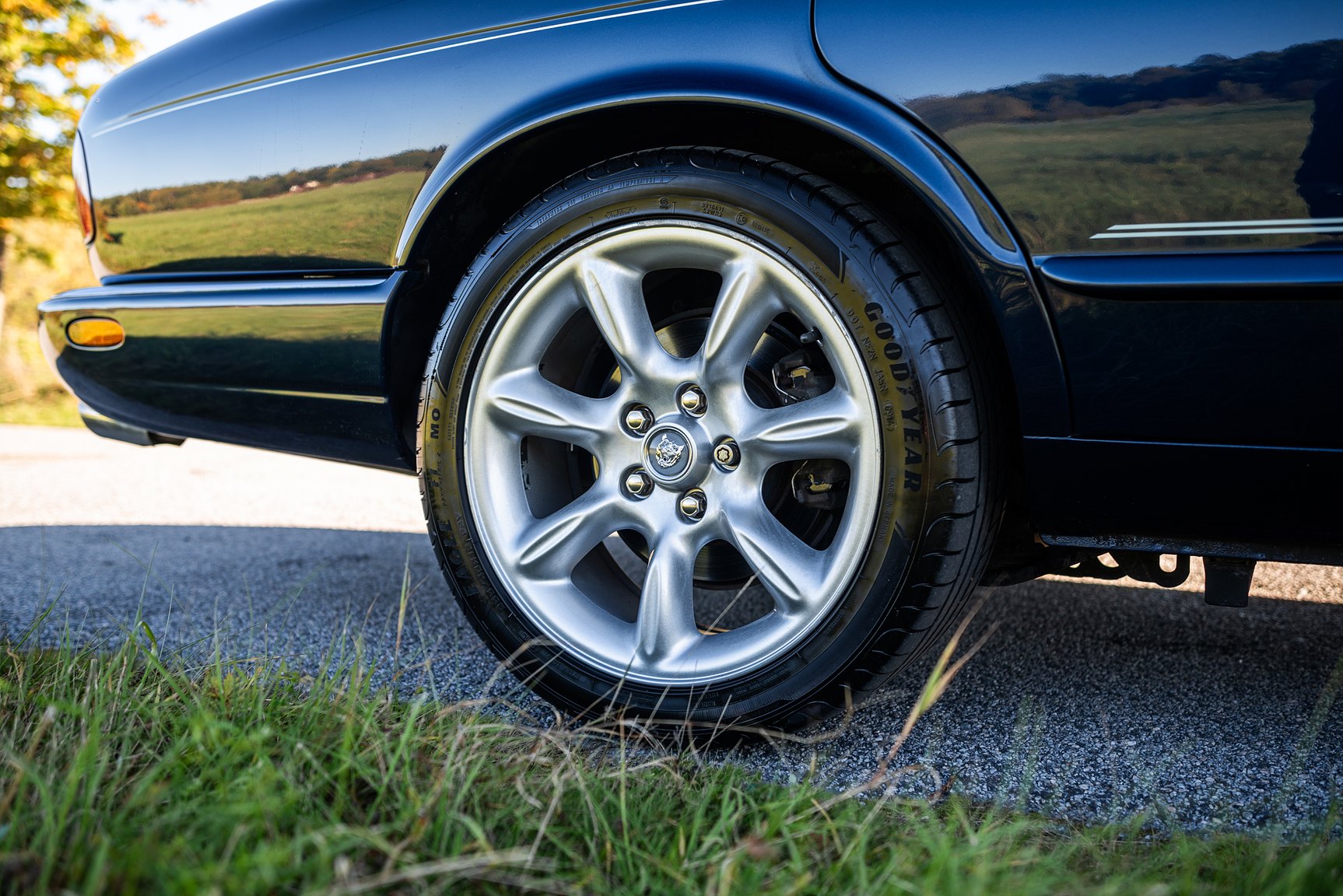 Exterior image of 2001 Jaguar XJR