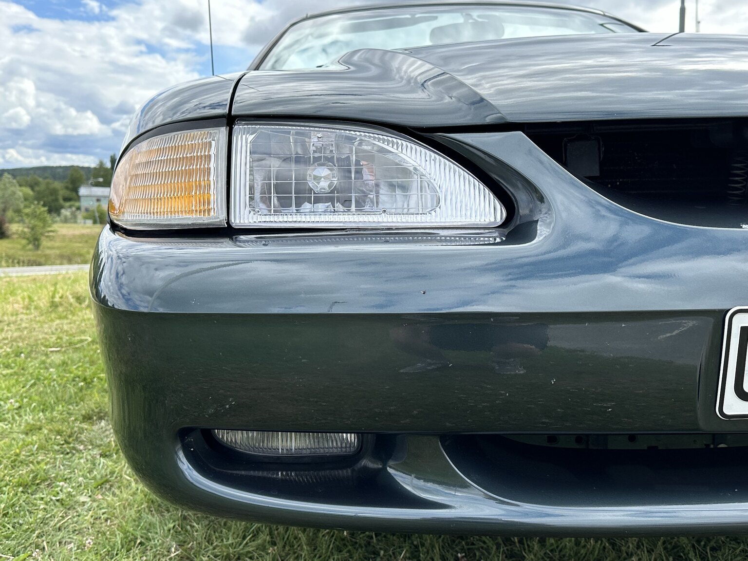 Exterior image of 1998 Ford Mustang GT Convertible