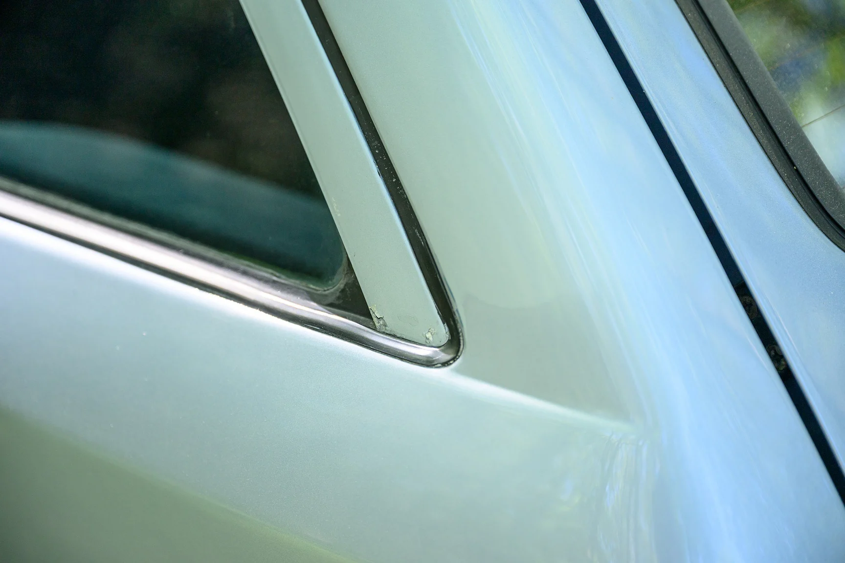 Exteriörbild på 1992 Mercedes-Benz 300 TE (16)