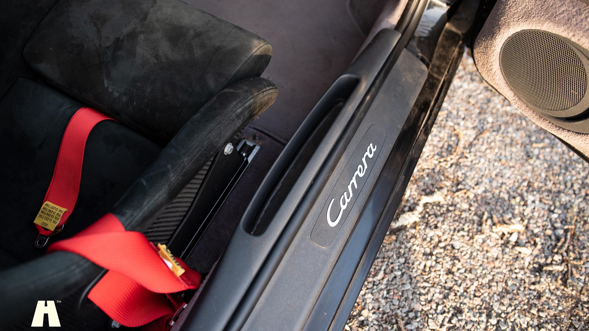 Innenraumfoto von 1998 Porsche 996 Carrera 2 “Clubsport”
