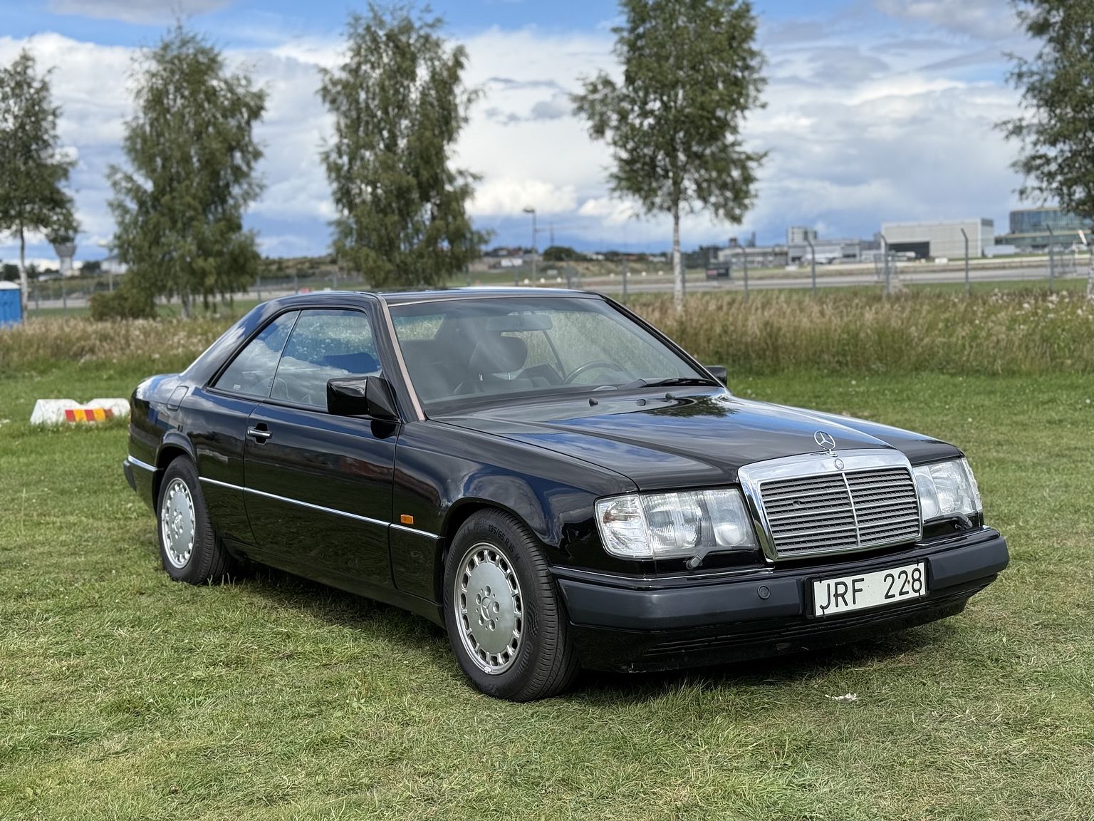 1990 Mercedes-Benz 300CE-24, Mekanik