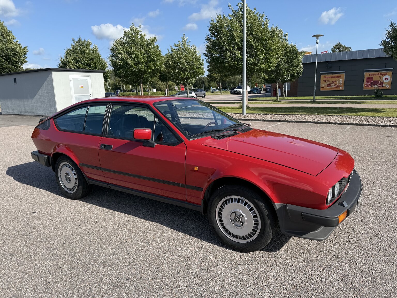 Aussenfoto 1986 Alfa Romeo Alfetta GTV 2.0