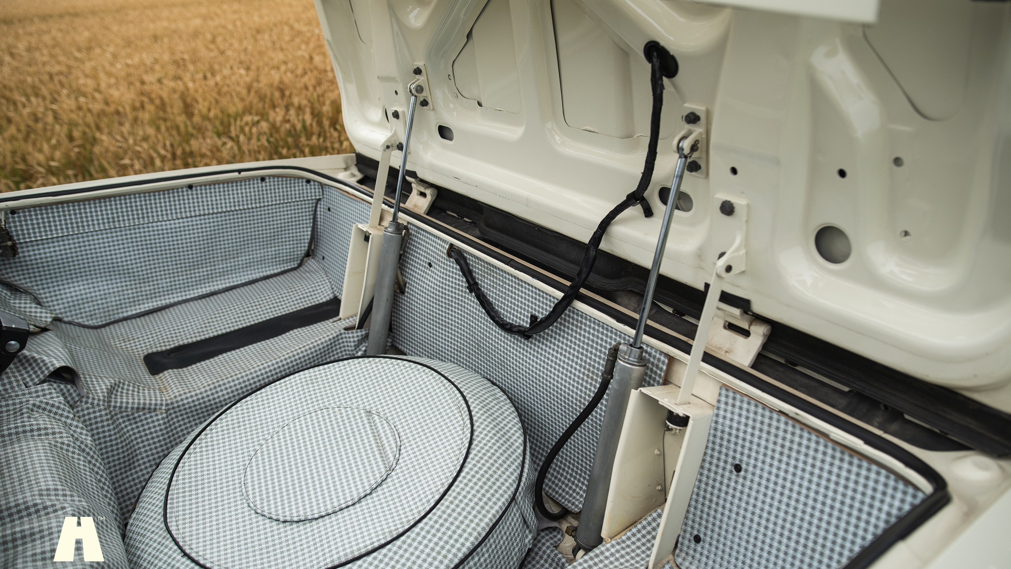 Interiörbild 1965 Ford Thunderbird (54)