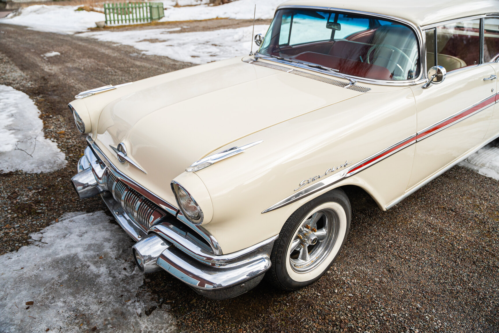 Exterior image of 1957 Pontiac Star Chief