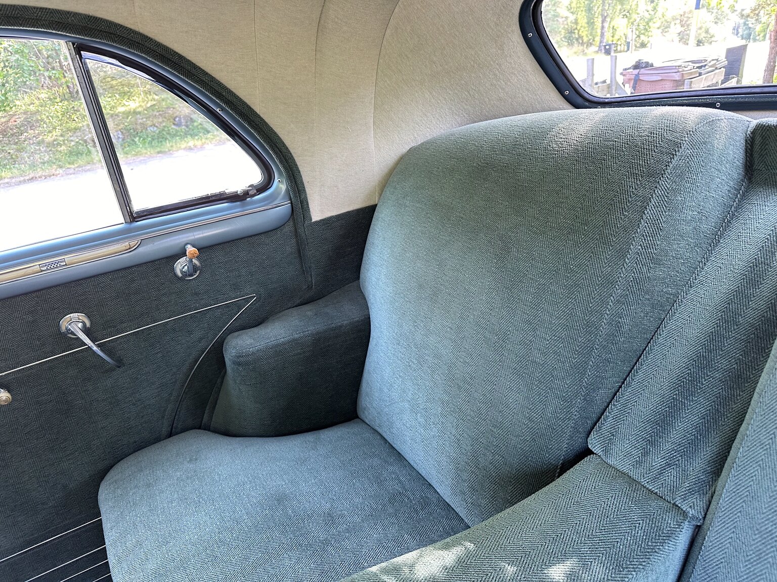 Interior image of Buick Sedan Special 8