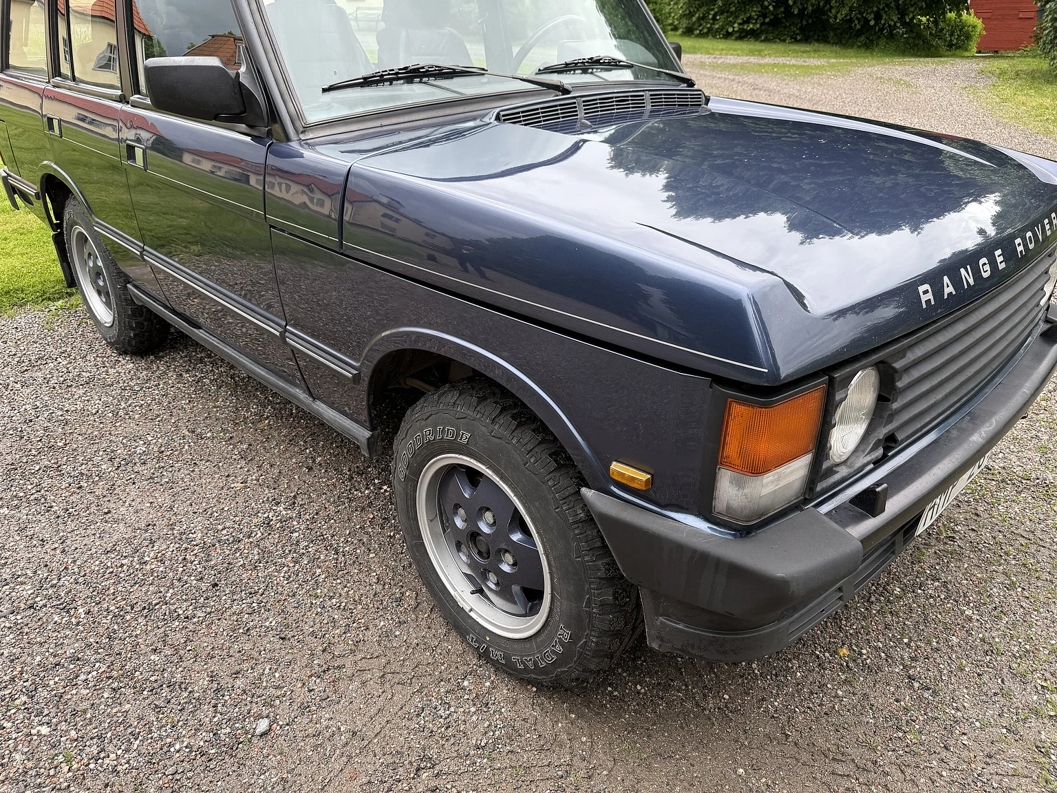 Exterior image of 1990 Range Rover Vogue SE 3.9 (34)