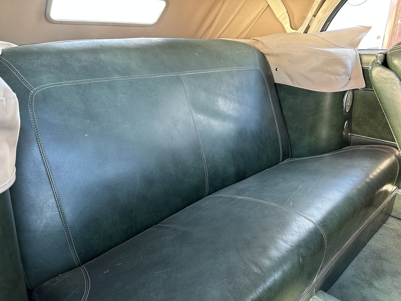 Innenraumfoto von 1950 Chrysler Windsor Convertible (23)