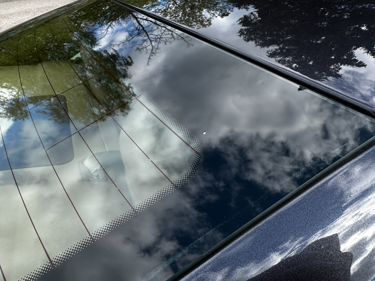 Exterior image of 2009 Audi S8 5.2 V10 FSI Quattro