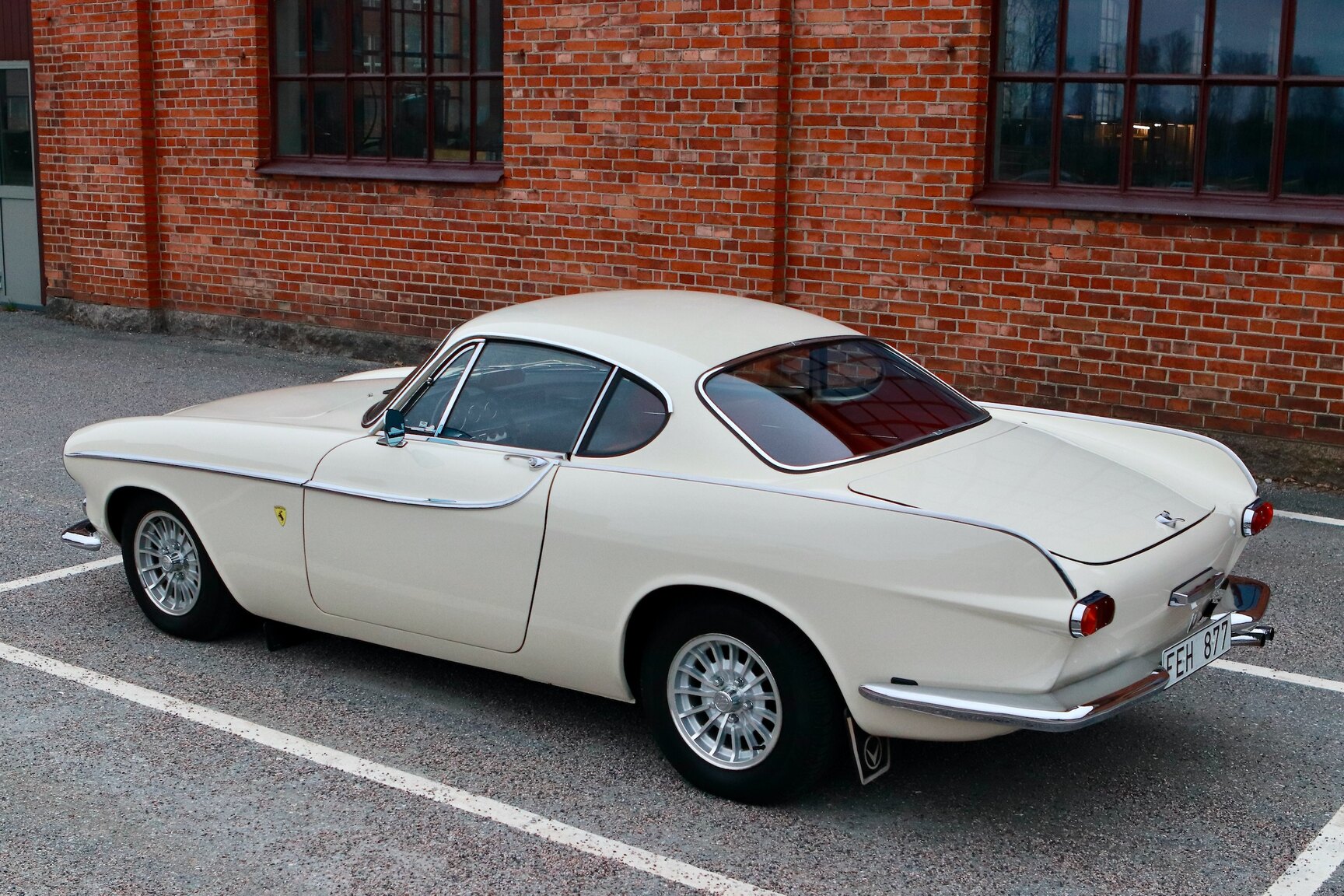 Aussenfoto 1964 Volvo P 1800S (9)