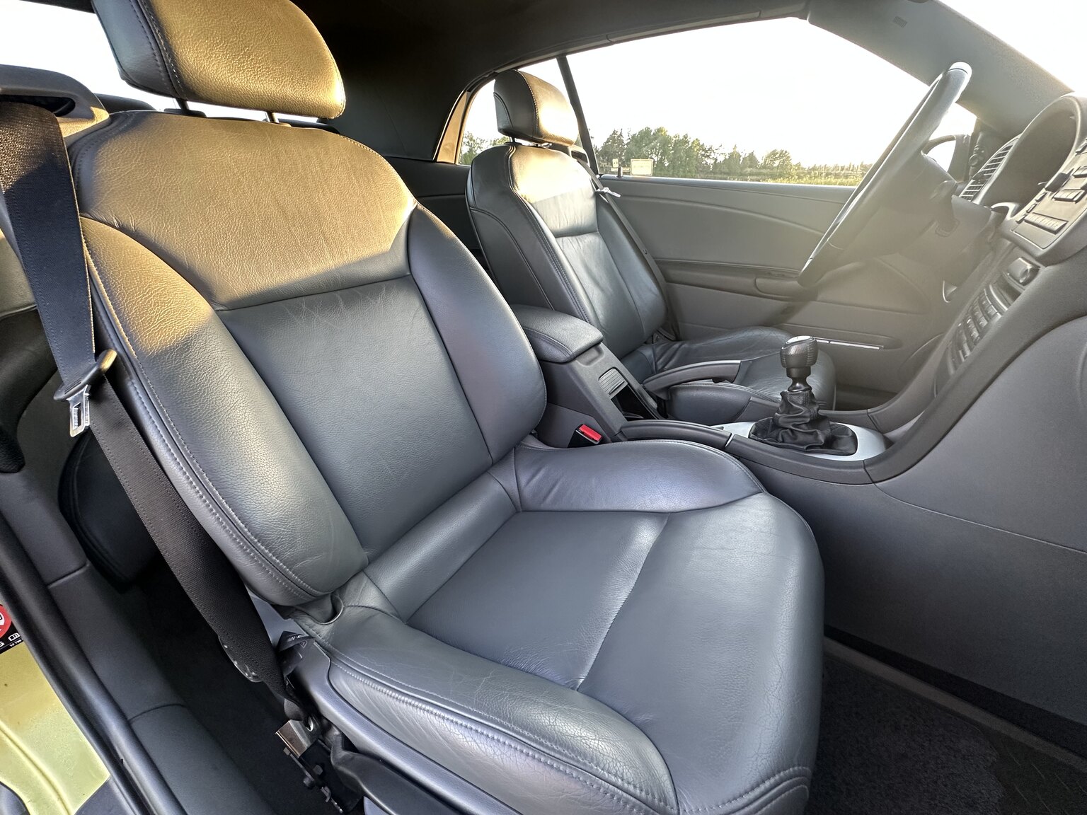 Interiörbild 2004 SAAB 9.3 Aero Convertible 2.0T