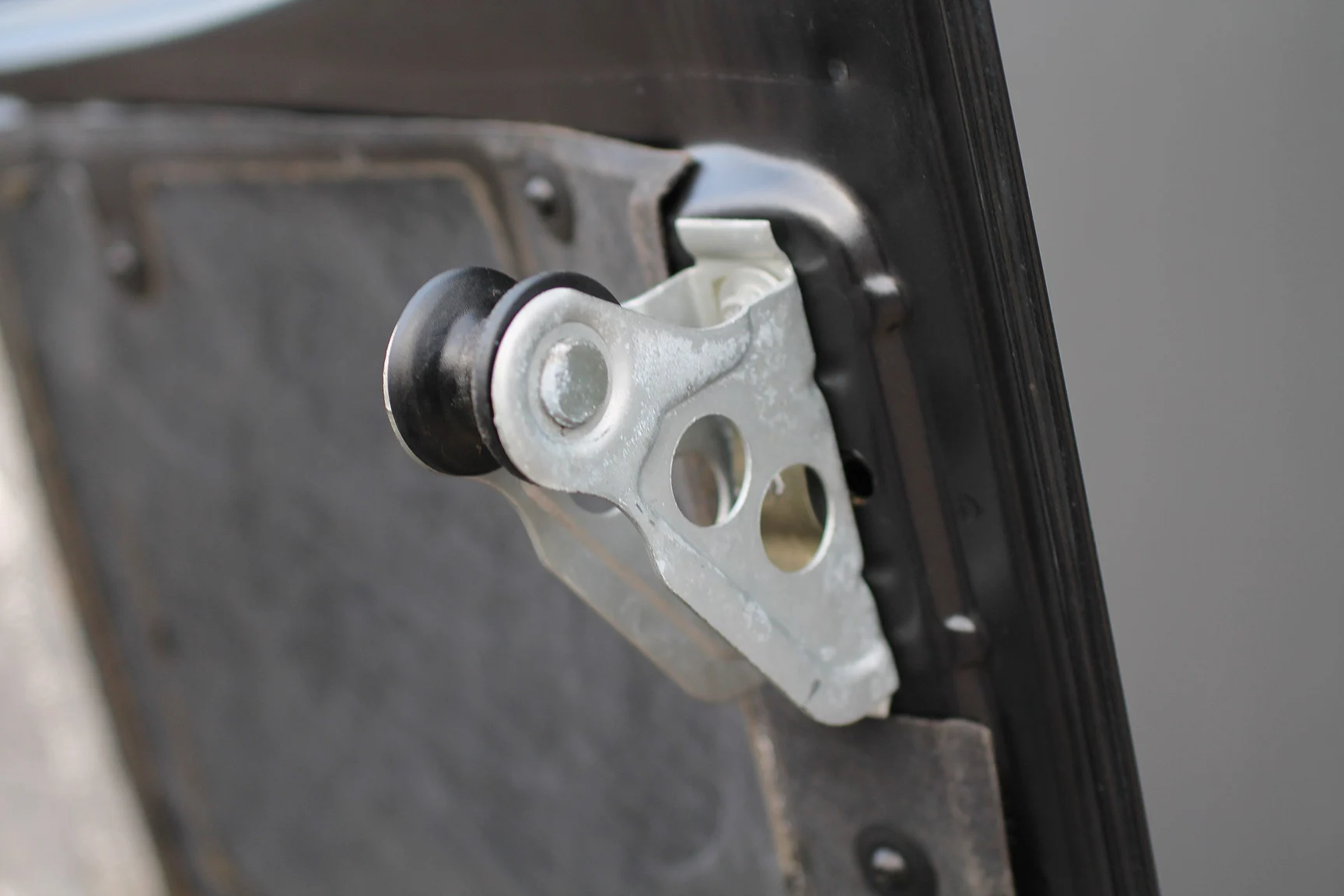 Image of 1993 BMW E34 M5 Touring  (31) mechanics