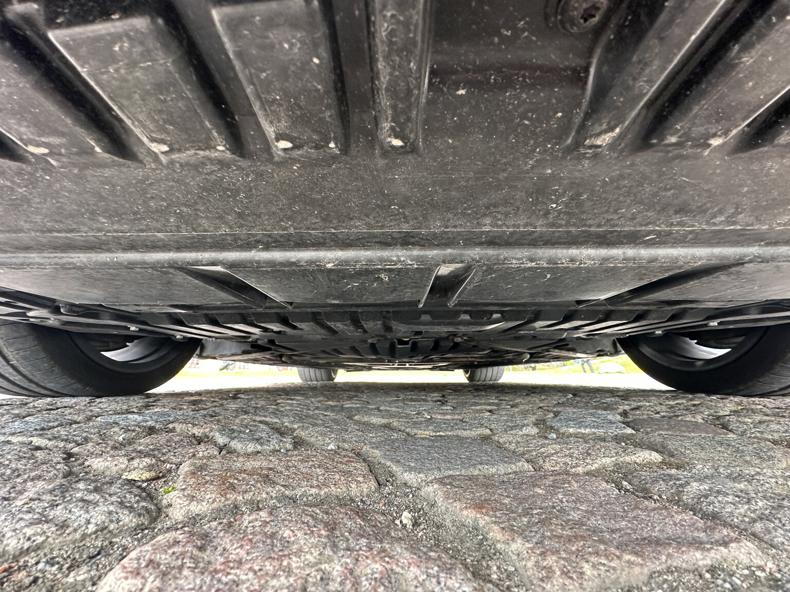 Image of 2018 Mercedes-Benz AMG GT C mechanics