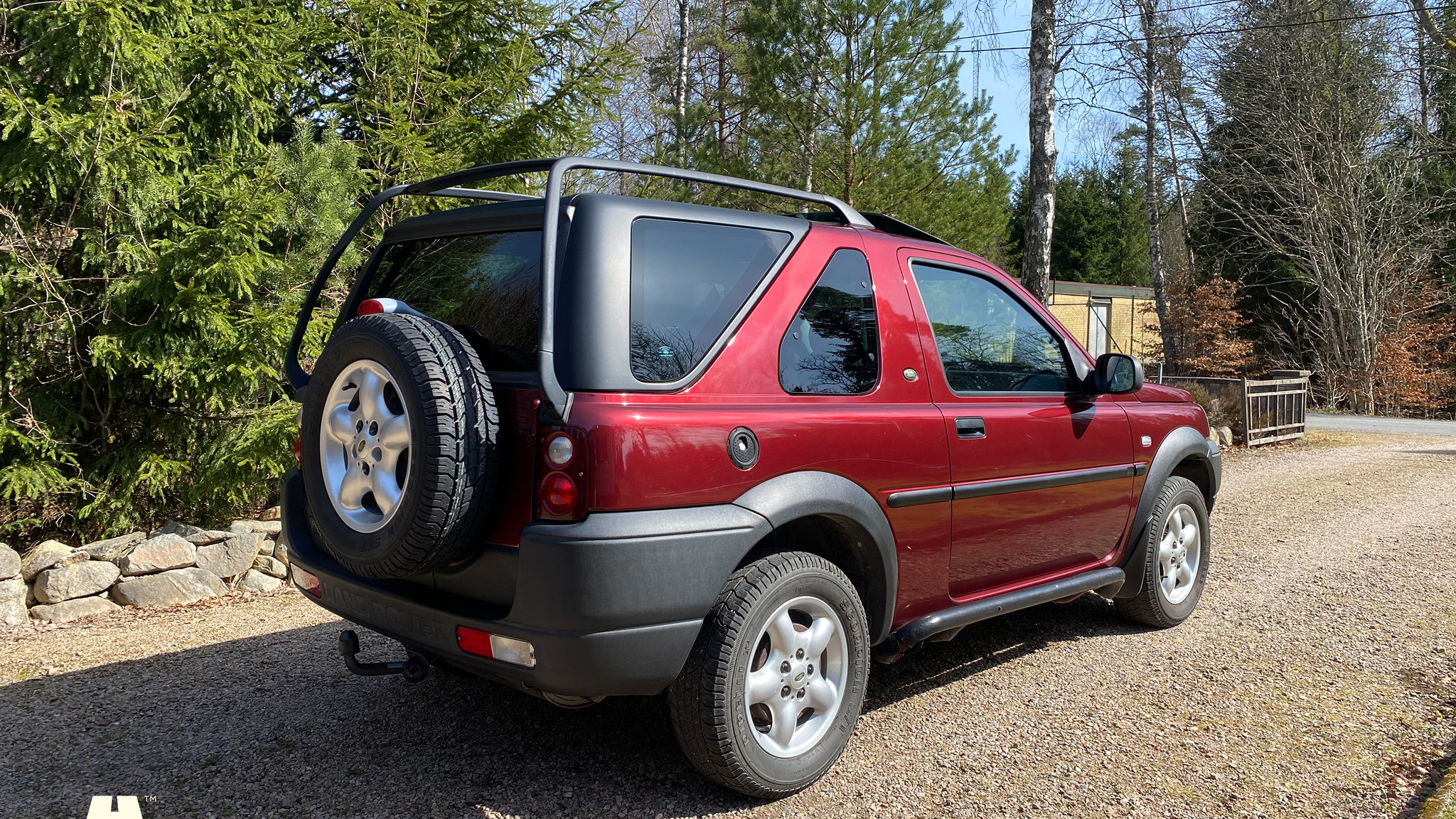Exterior image of 2002 Land Rover Freelander TD4 3d